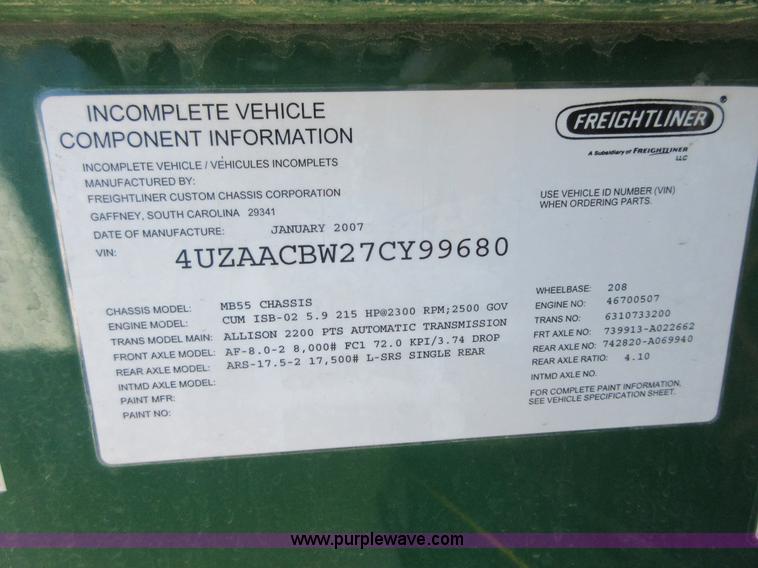 image for item I1853 2007 Freightliner MB55 Supreme Classic trolley