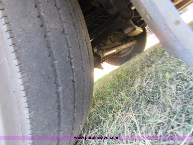 image for item I1853 2007 Freightliner MB55 Supreme Classic trolley