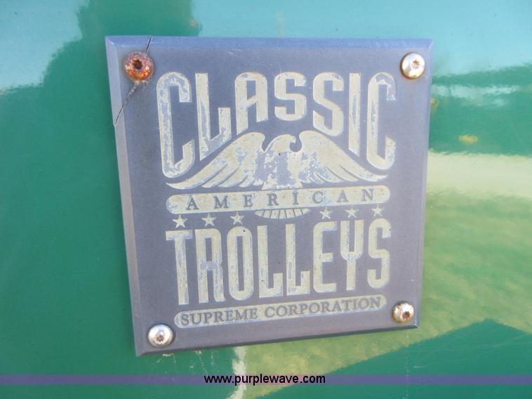 image for item I1853 2007 Freightliner MB55 Supreme Classic trolley