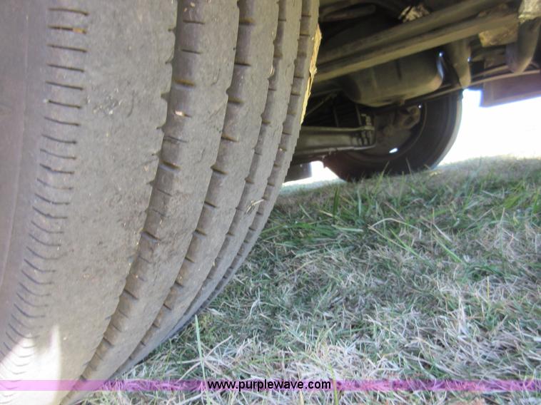 image for item I1853 2007 Freightliner MB55 Supreme Classic trolley