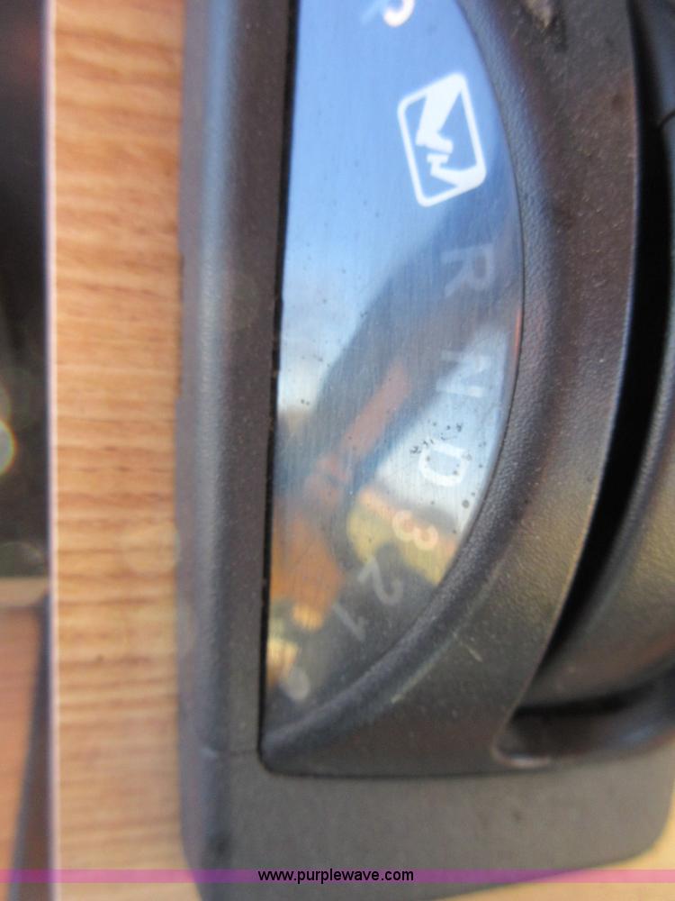 image for item I1853 2007 Freightliner MB55 Supreme Classic trolley