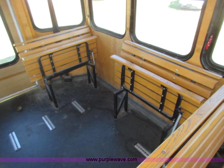 image for item I1853 2007 Freightliner MB55 Supreme Classic trolley