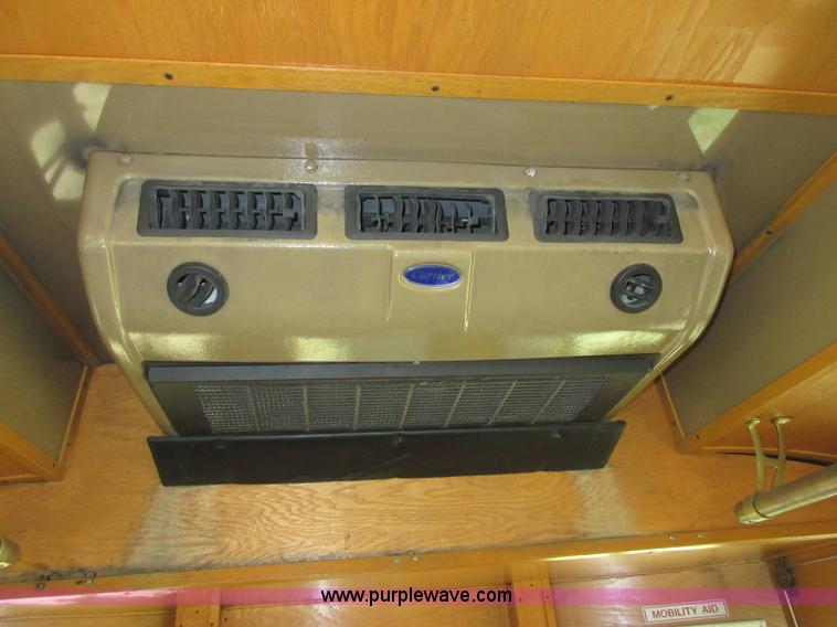 image for item I1853 2007 Freightliner MB55 Supreme Classic trolley