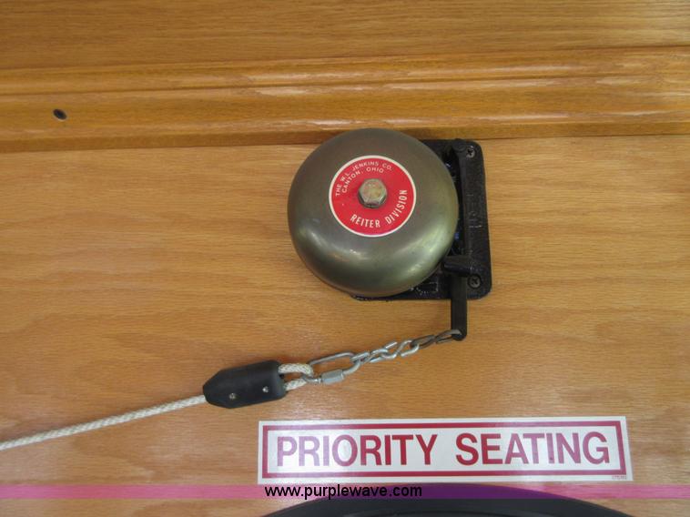 image for item I1853 2007 Freightliner MB55 Supreme Classic trolley