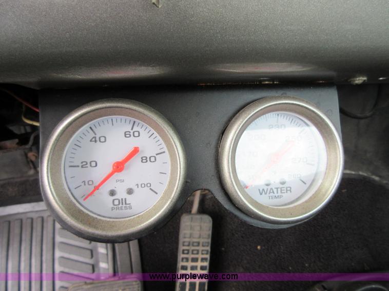 image for item I1887 1965 Chevrolet 10 pickup truck