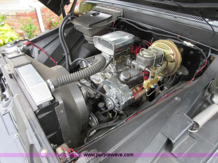 image for item I1887 1965 Chevrolet 10 pickup truck