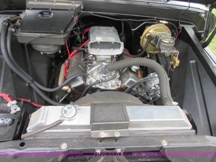 image for item I1887 1965 Chevrolet 10 pickup truck