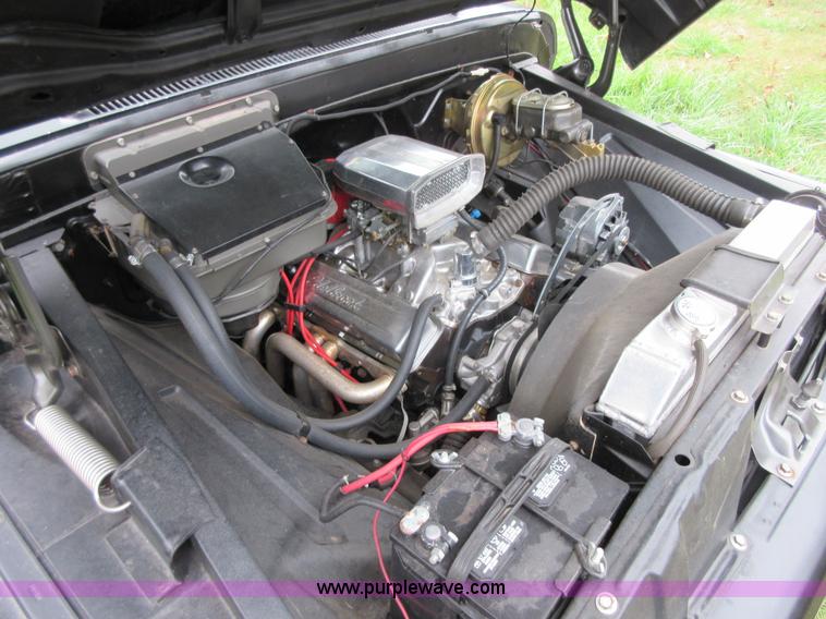 image for item I1887 1965 Chevrolet 10 pickup truck