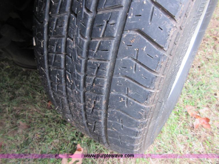 image for item I1888 1986 Chevrolet C10 pickup truck