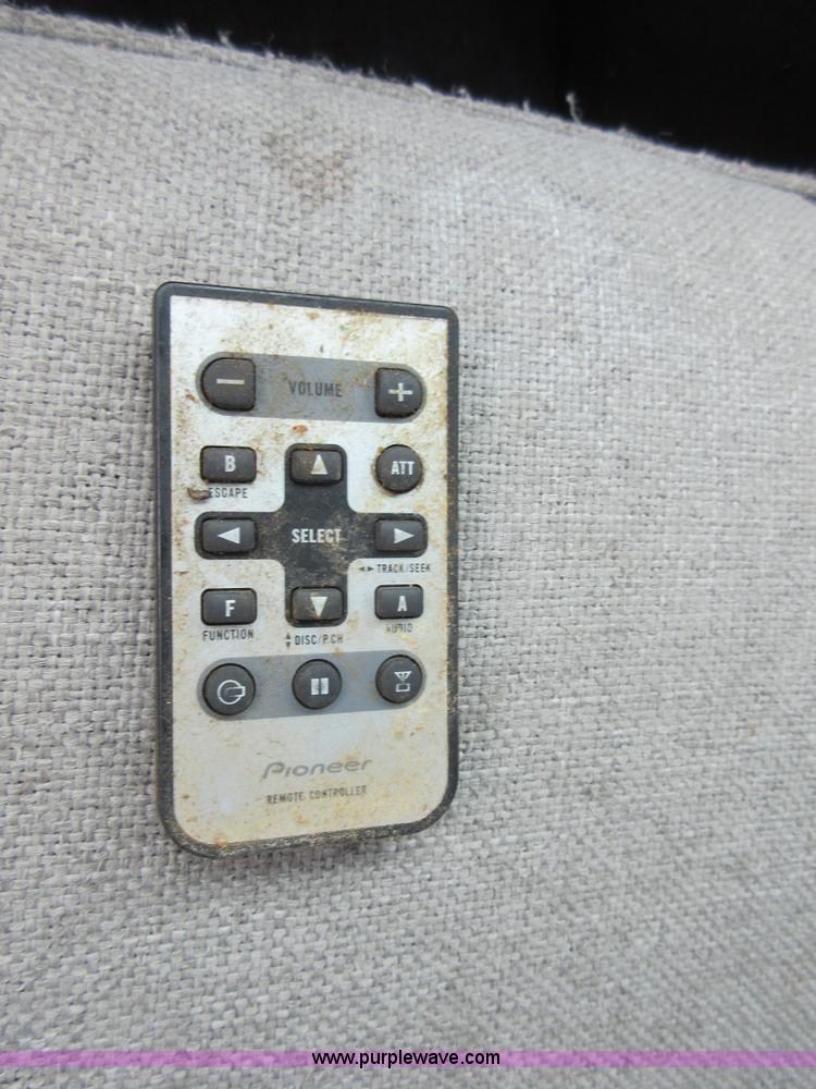 image for item I1888 1986 Chevrolet C10 pickup truck