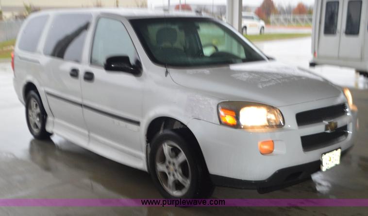 image for item I6274 2007 Chevrolet Uplander Cargo van