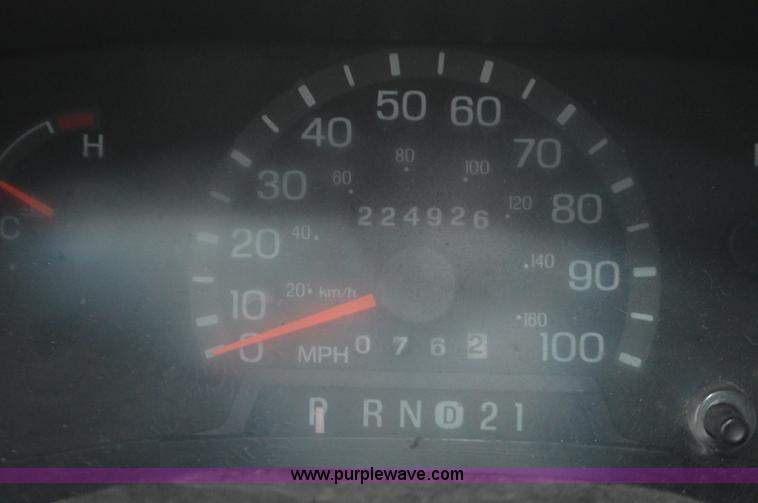 image for item I6275 2001 Ford Econoline E450 bus