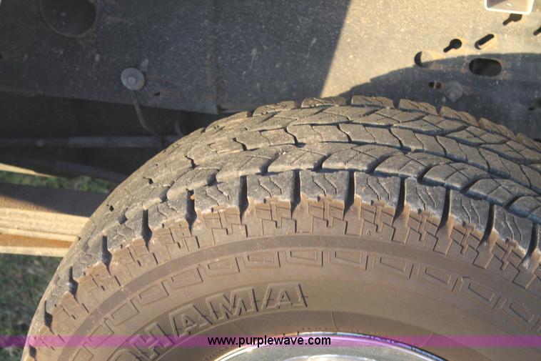 image for item J1395 2008 Chevrolet Silverado 2500 Ext. Cab pickup truck