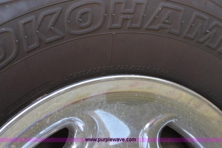 image for item J1395 2008 Chevrolet Silverado 2500 Ext. Cab pickup truck