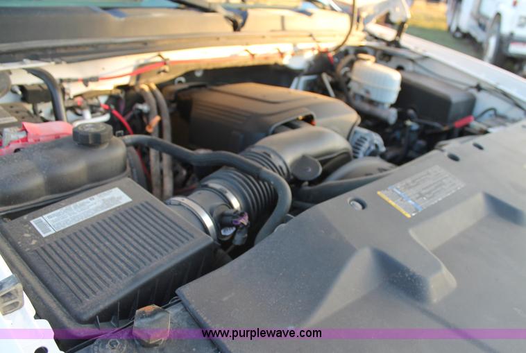 image for item J1395 2008 Chevrolet Silverado 2500 Ext. Cab pickup truck
