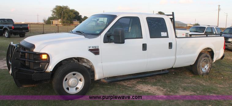 image for item J1397 2009 Ford F350 Crew Cab pickup truck