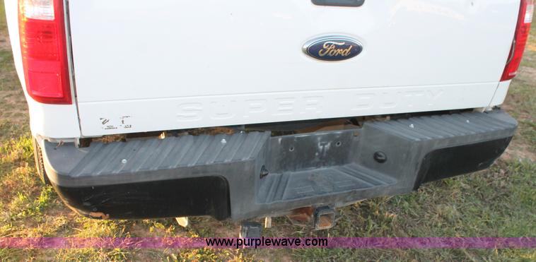 image for item J1397 2009 Ford F350 Crew Cab pickup truck