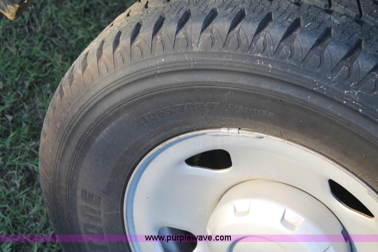 image for item J1397 2009 Ford F350 Crew Cab pickup truck