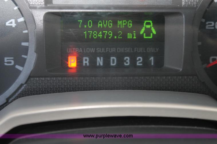 image for item J1397 2009 Ford F350 Crew Cab pickup truck