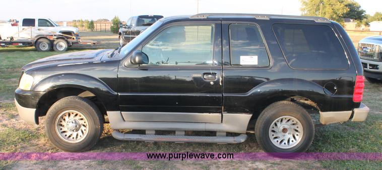 image for item J1398 2001 Ford Explorer SUV