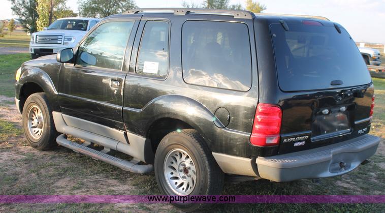 image for item J1398 2001 Ford Explorer SUV