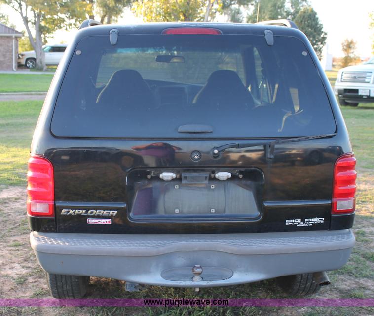 image for item J1398 2001 Ford Explorer SUV