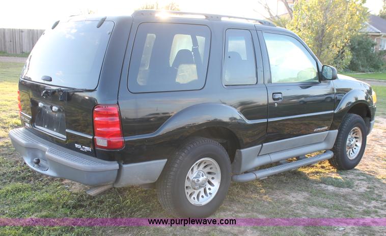 image for item J1398 2001 Ford Explorer SUV