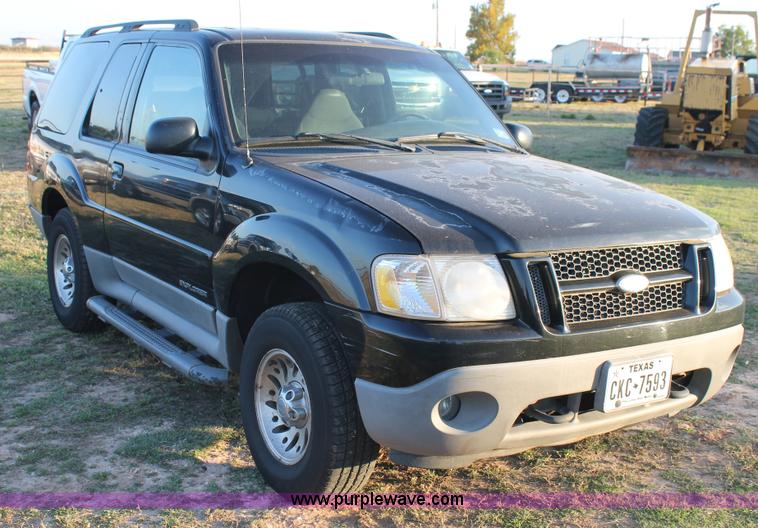 image for item J1398 2001 Ford Explorer SUV