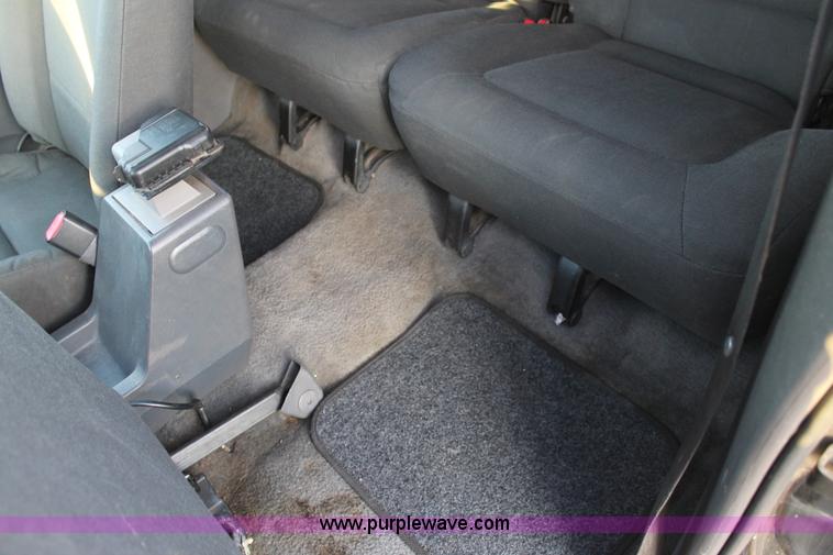 image for item J1398 2001 Ford Explorer SUV