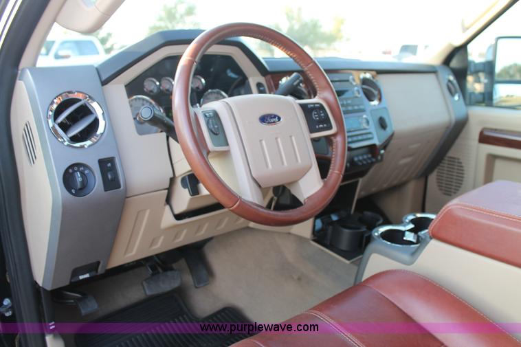 image for item J1400 2009 Ford F250 King Ranch Crew Cab pickup truck