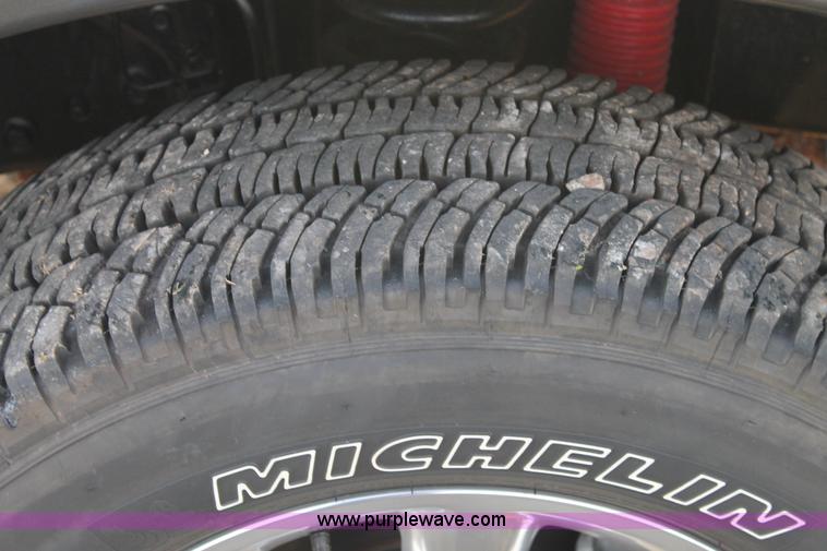 image for item J1401 2013 Ford F350 pickup truck