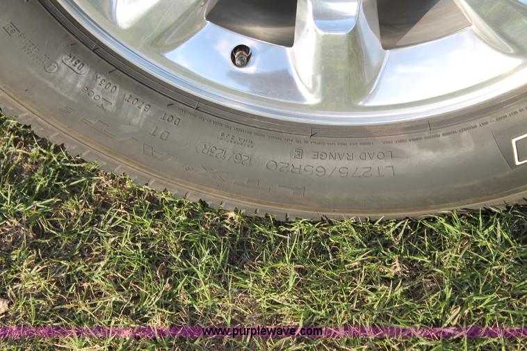 image for item J1401 2013 Ford F350 pickup truck