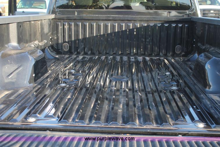 image for item J1401 2013 Ford F350 pickup truck