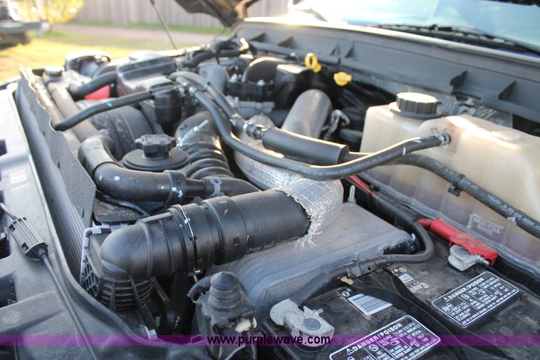 image for item J1401 2013 Ford F350 pickup truck