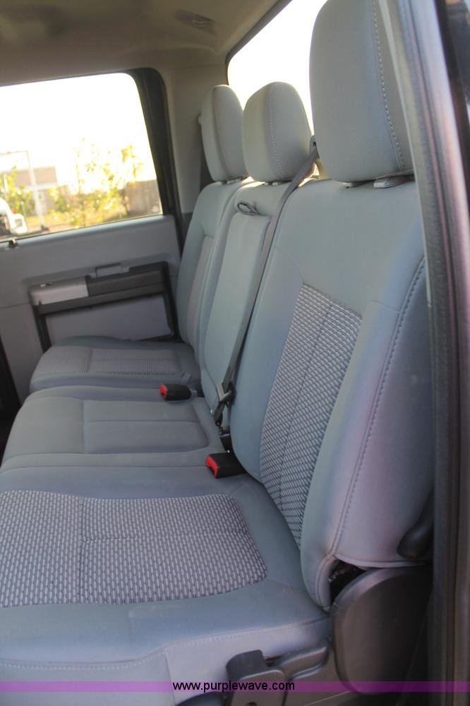 image for item J1401 2013 Ford F350 pickup truck