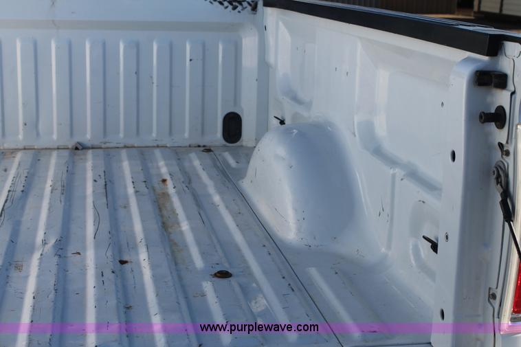 image for item J1404 2010 Ford F150 pickup truck