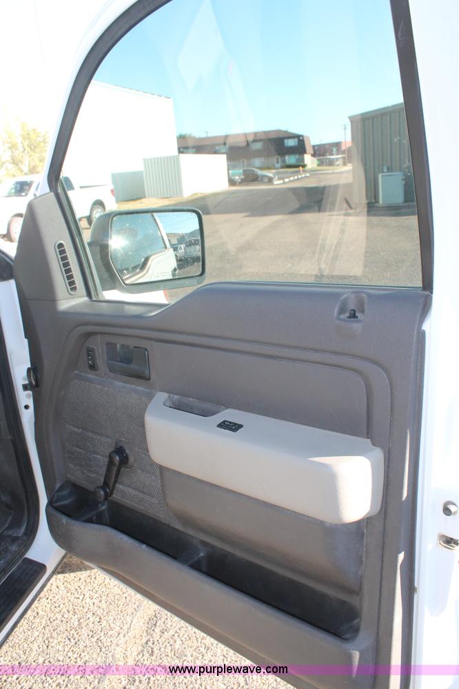 image for item J1404 2010 Ford F150 pickup truck