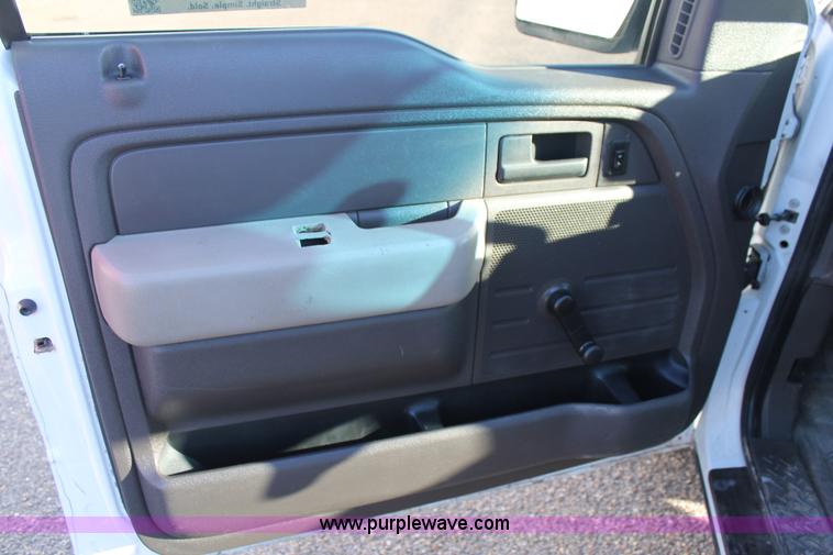 image for item J1404 2010 Ford F150 pickup truck