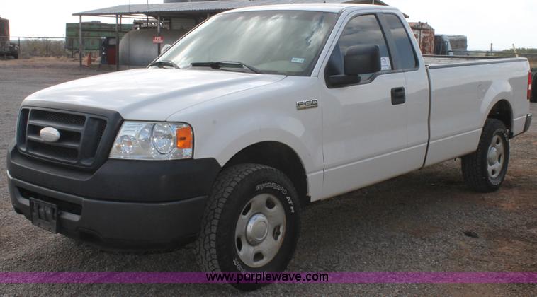 image for item J1409 2007 Ford F150 Ext. Cab pickup truck