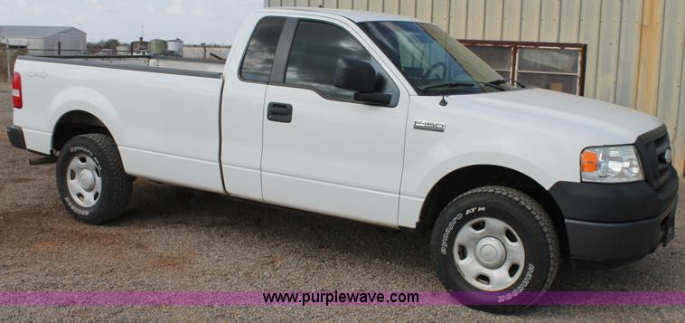 image for item J1409 2007 Ford F150 Ext. Cab pickup truck