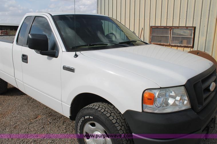 image for item J1409 2007 Ford F150 Ext. Cab pickup truck