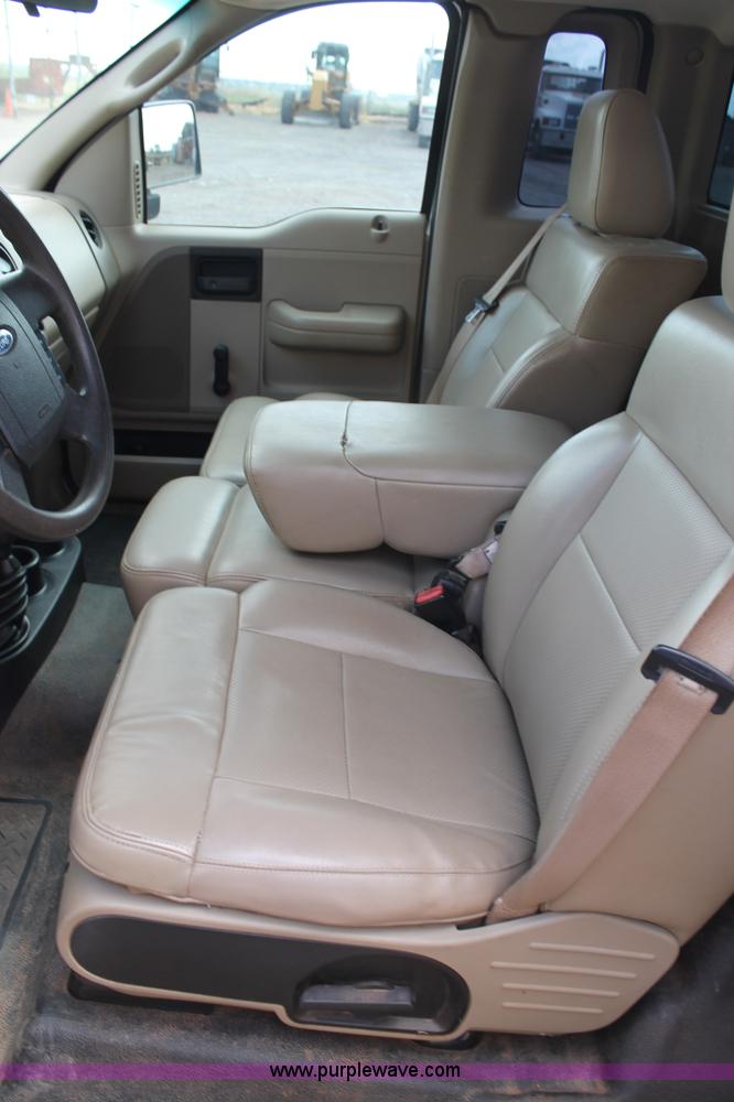 image for item J1409 2007 Ford F150 Ext. Cab pickup truck