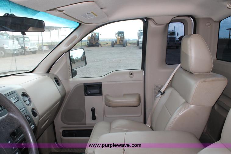 image for item J1409 2007 Ford F150 Ext. Cab pickup truck