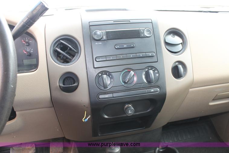 image for item J1409 2007 Ford F150 Ext. Cab pickup truck