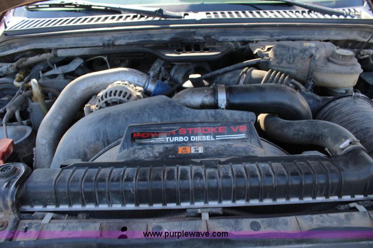 image for item J3538 2005 Ford F350 Super Duty Crew Cab pickup truck