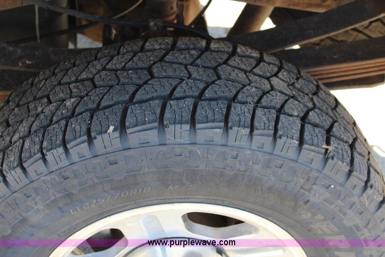 image for item J3538 2005 Ford F350 Super Duty Crew Cab pickup truck