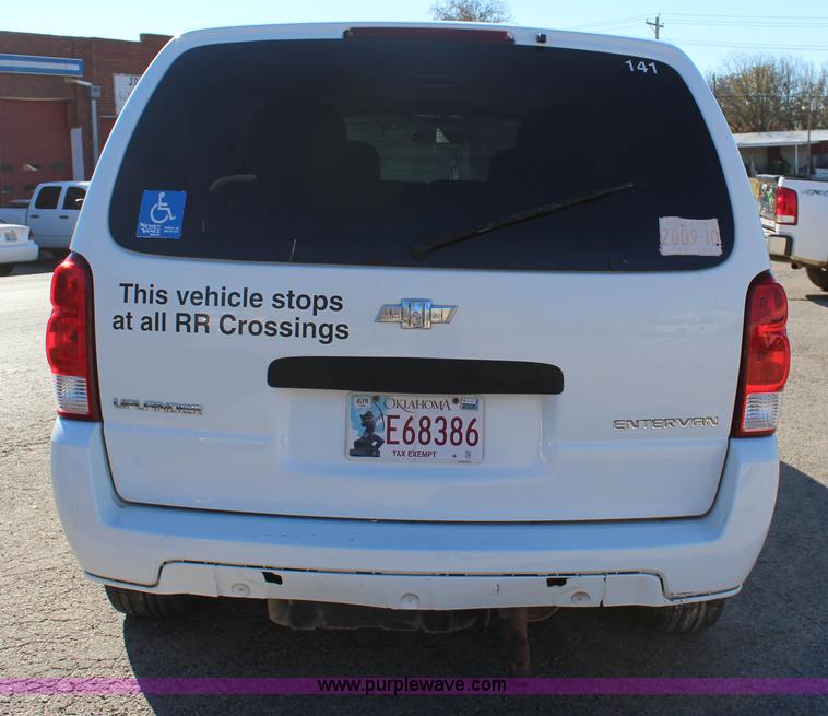 image for item J4283 2007 Chevrolet Uplander van