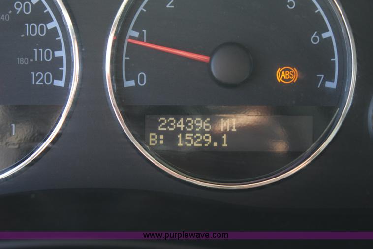 image for item J4283 2007 Chevrolet Uplander van