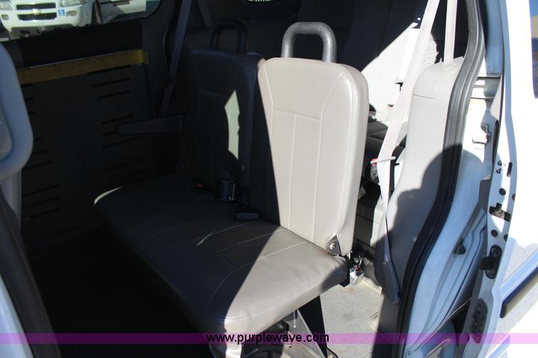 image for item J4283 2007 Chevrolet Uplander van