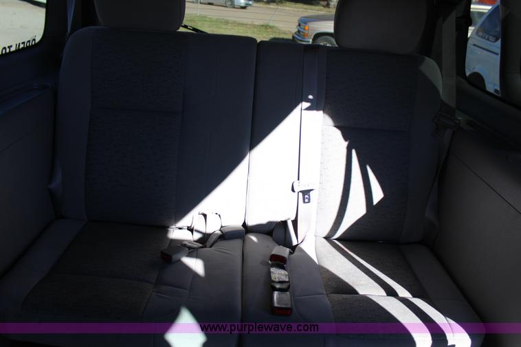 image for item J4283 2007 Chevrolet Uplander van